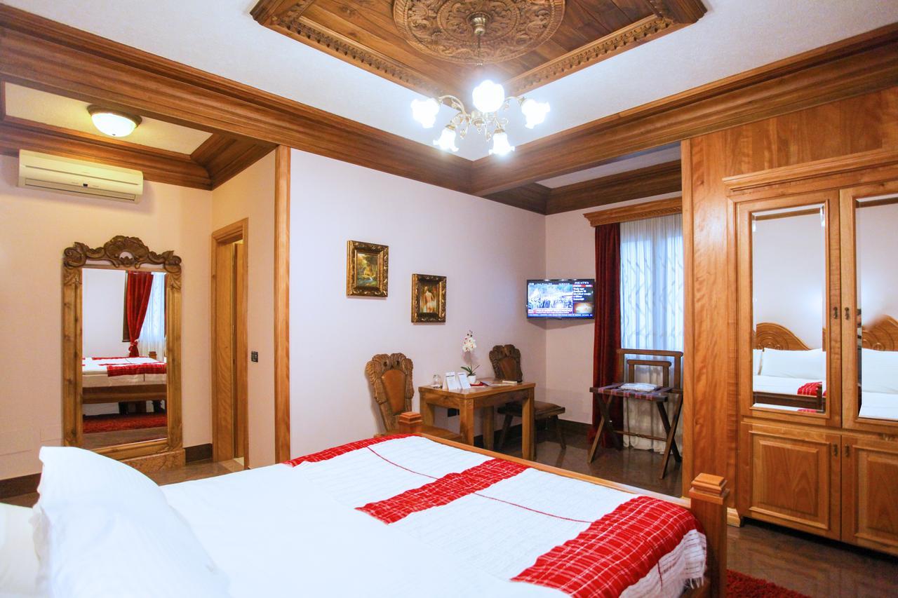 Brilant Antik Hotel Tirana Eksteriør billede